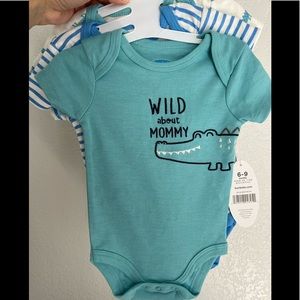 NWT 6-9M Alligator Bon BeBe onesie set of 3